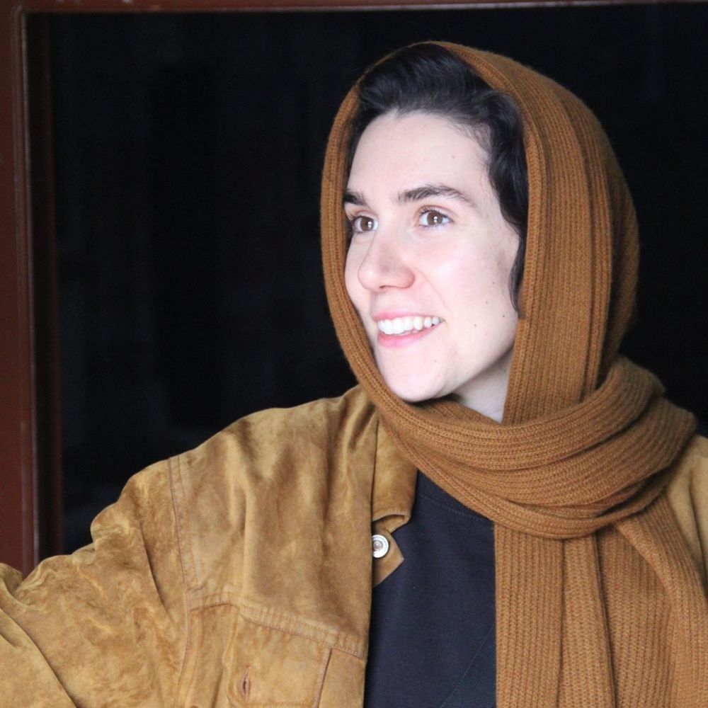Meet your Posher, Ipek